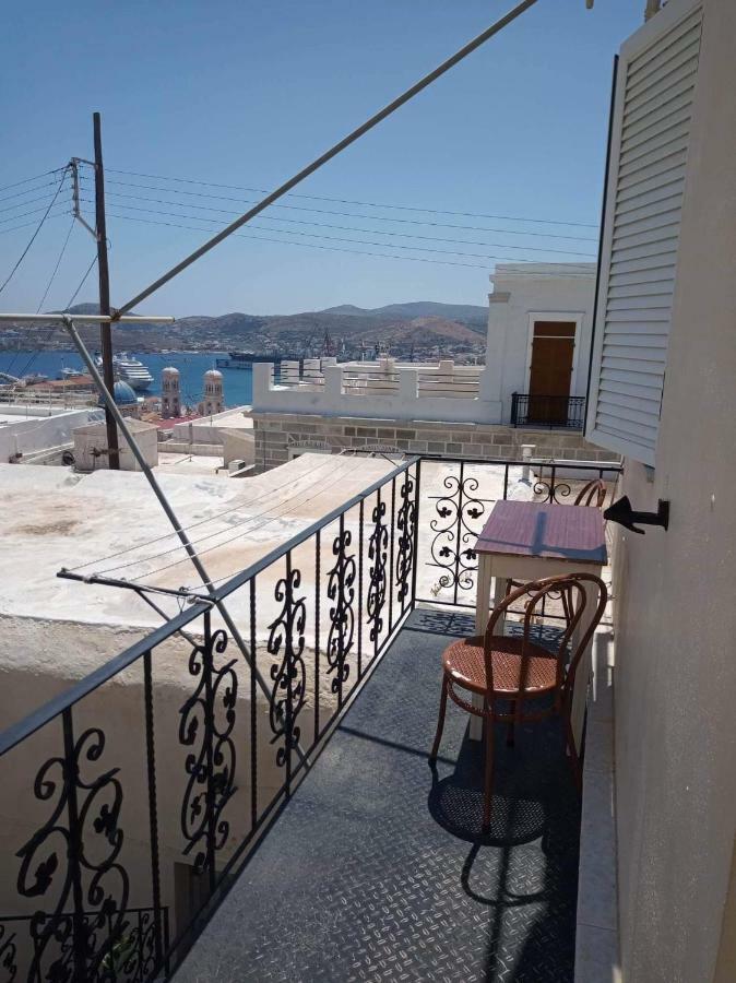 Appartement Soullas Apart -Ελλαδα- à Ermoúpoli Extérieur photo
